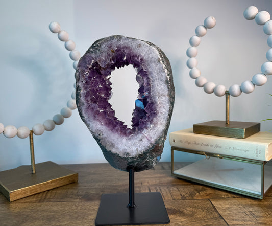 Amethyst geode portal on stand